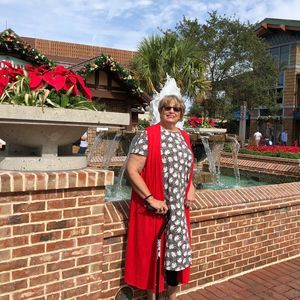 Meet your Posher, Carol